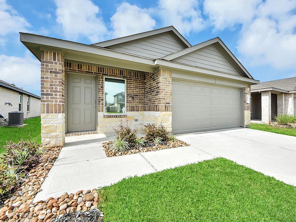 1st image of 24435 Saddlestone Green Dr