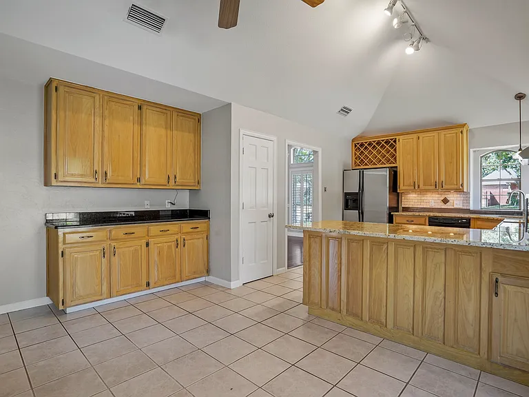 1419 Sweetgum Cir — Photo 15