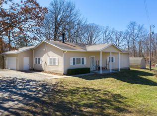 7373 N Oakland Gravel Rd, Columbia, MO 65202