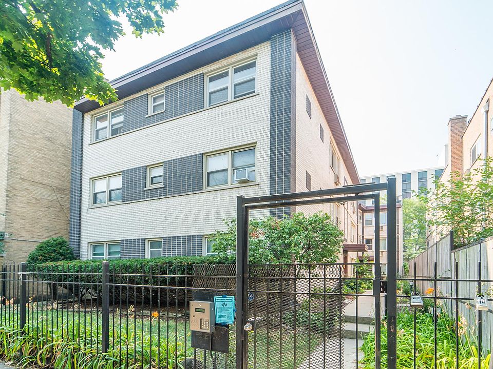 1st image of 1231 W Lunt Ave APT 3S