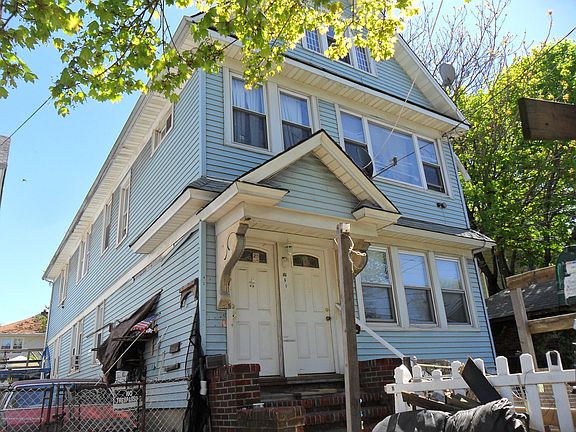 2nd image of 161 Elm St