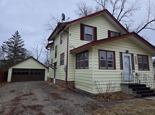 309 6th St SE, Waseca, MN 56093