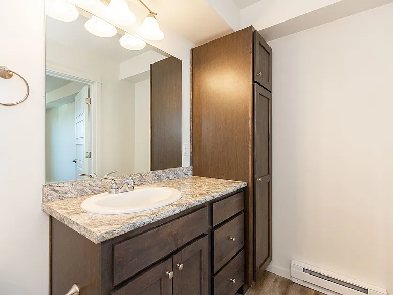 Cottonwood Corner Apartments — Photo 90