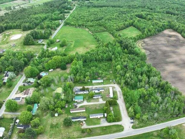 1-20 Country Ln, Mooers, NY 12958