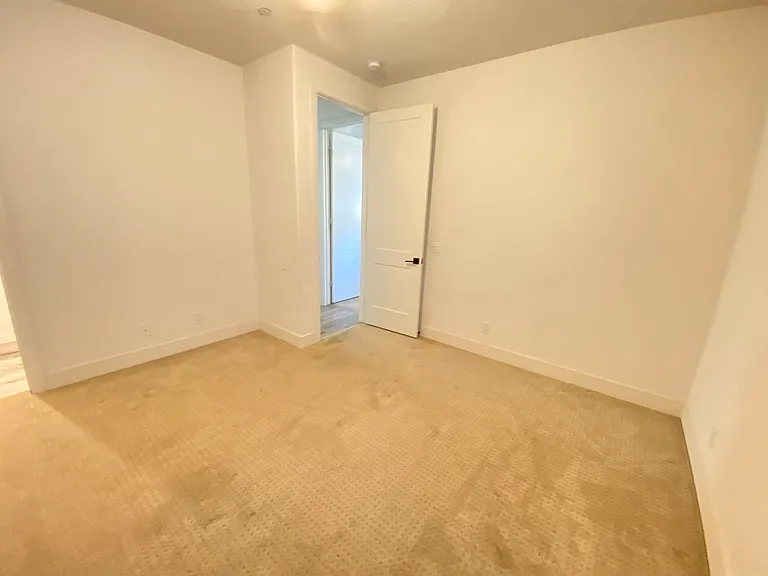 53 Molly Loop — Photo 29