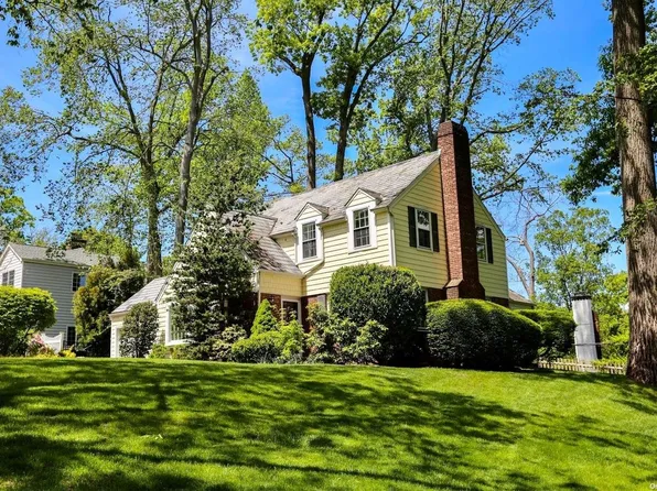 91 Longridge Road, Plandome, NY 11030