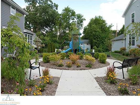 4th image of 614 Virginia Ave