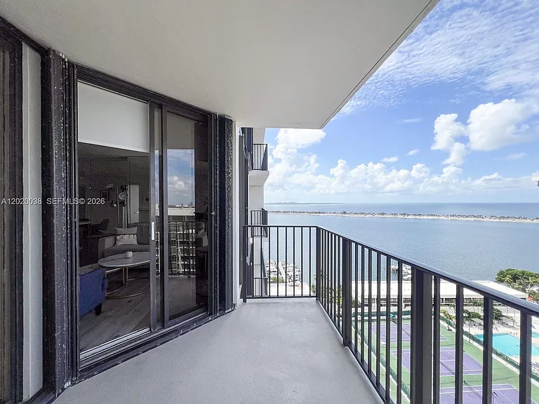 1901 Brickell Ave #B2004 — Photo 12
