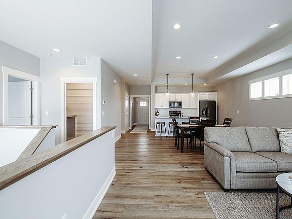 3rd image of 9086 Village Station Ct SE