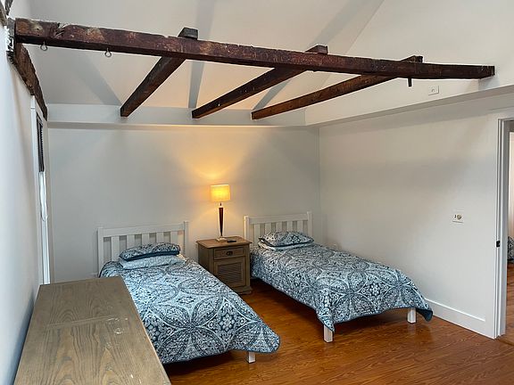5th image of 40 Prospect Hill St #3
