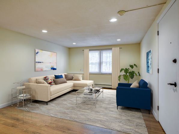 Dover Heights | 117 Central St, Acton, MA