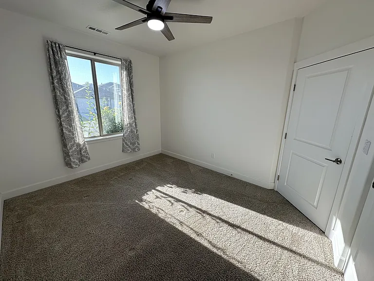 707 Athens Dr — Photo 21