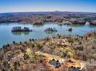 44 High Lake Dr, Statesville, NC 28677