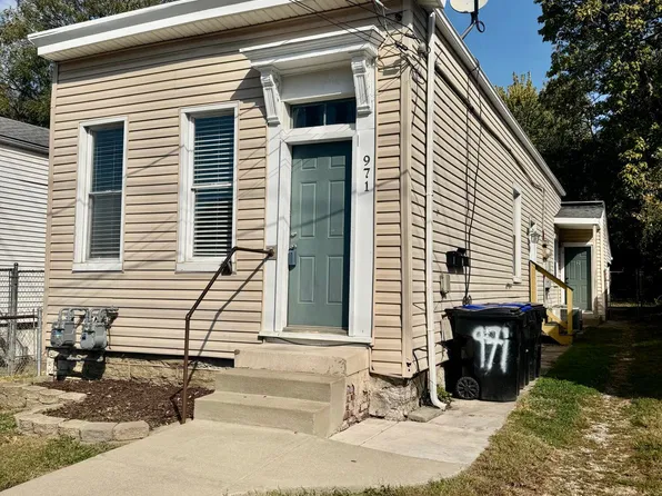 971 Goss Ave, Louisville, KY 40217