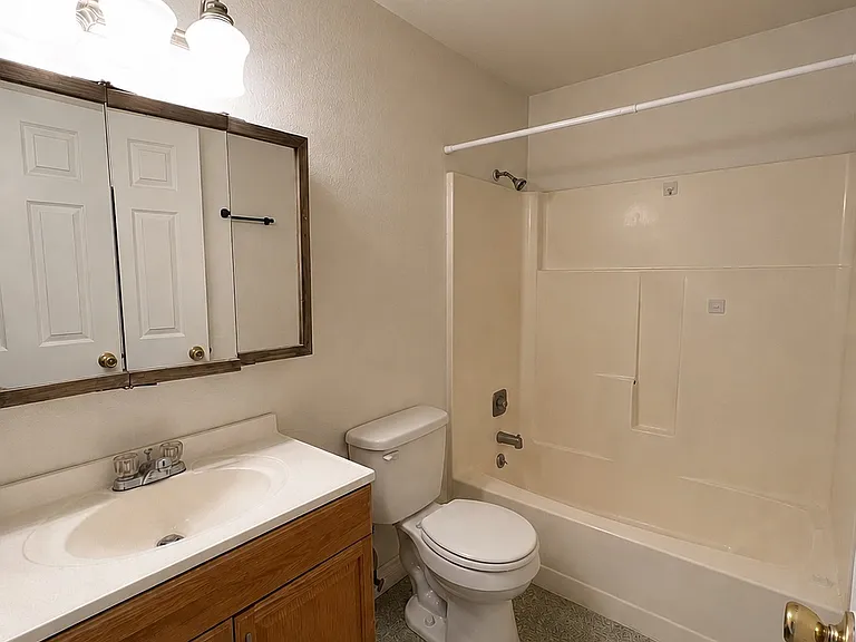 1210 S Kinney Way #C — Photo 7
