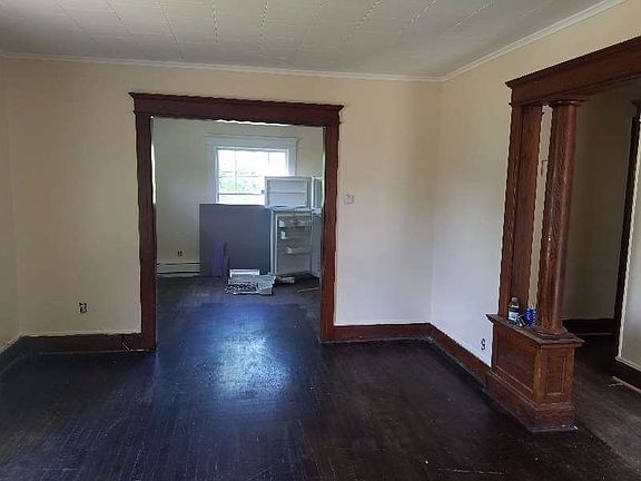 4th image of 332-36 Furman St