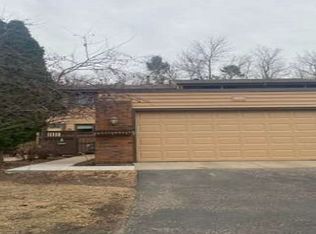 4801 Spring Cir, Minnetonka, MN 55345