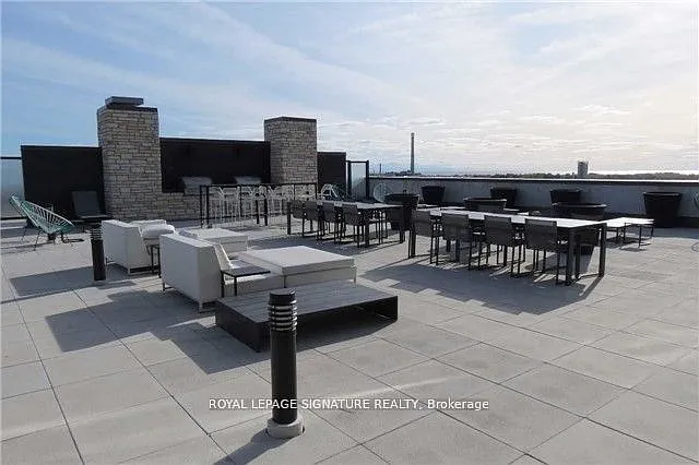1190 Dundas St E #923 — Photo 14