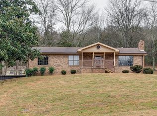 295 Ed Seay Gregory Ln, Hartsville, TN 37074