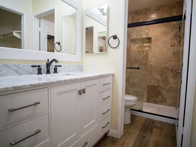 2042 Coolidge St — Photo 17