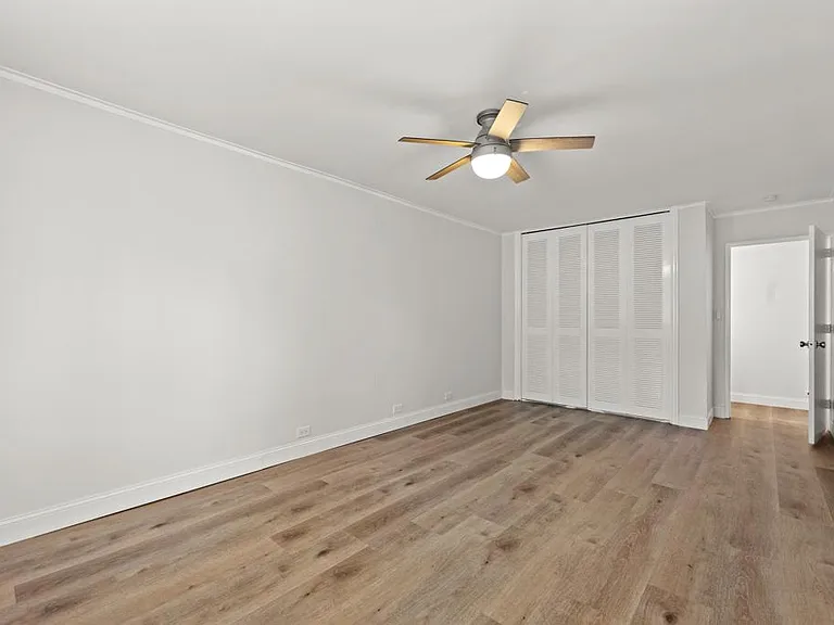 166 Northwestern Ave — Photo 17