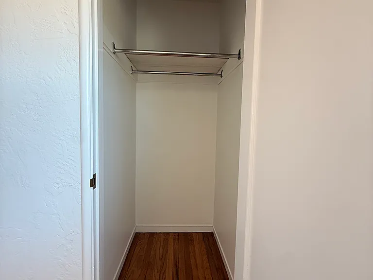2556 Grant Ave — Photo 6