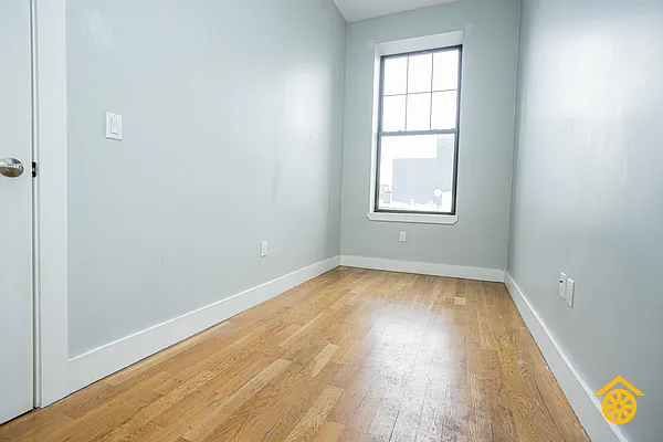 Rented by Reubel Group LLC | media 7