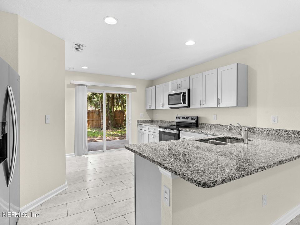 1st image of 619 LINWOOD Avenue