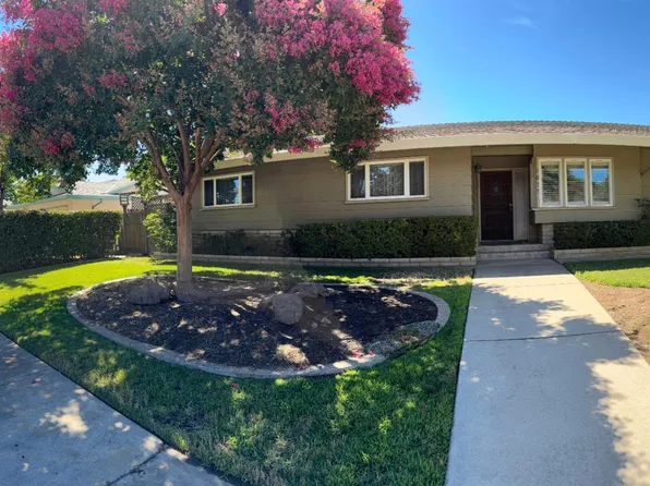 1677 Poplar St, Oakdale, CA 95361