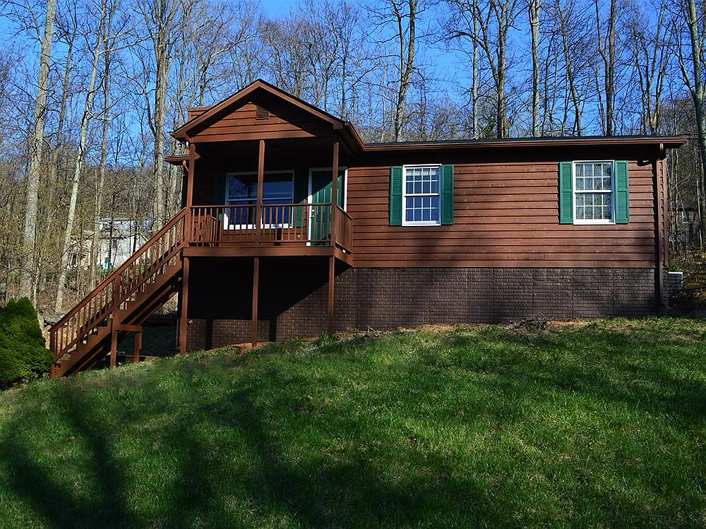 270 Parkside Rd — Photo 1