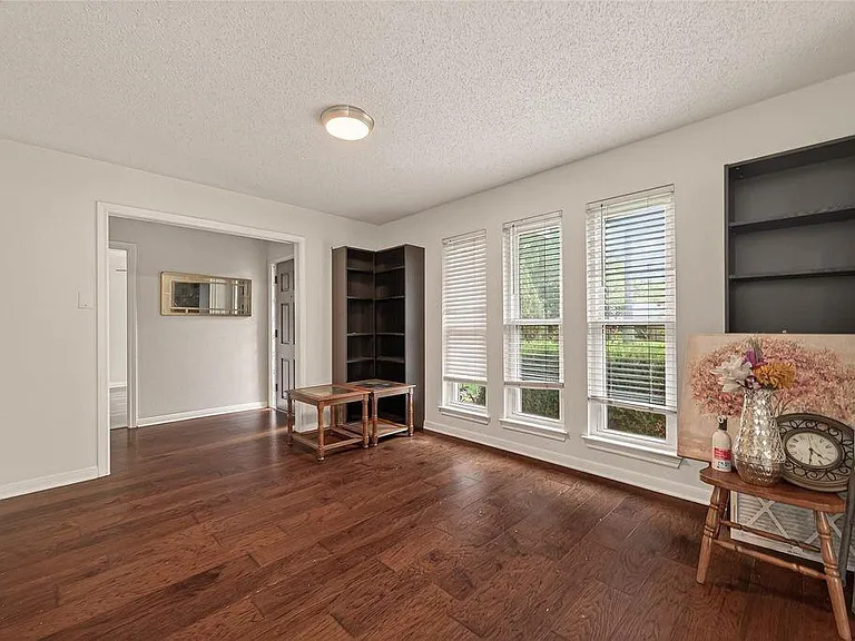 14507 Ravenhurst Ln — Photo 8