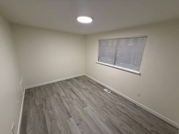 4th image of 11013 144th Street Ct E #6