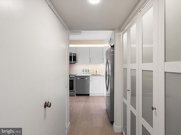 4th image of 3713 George Mason Dr #515