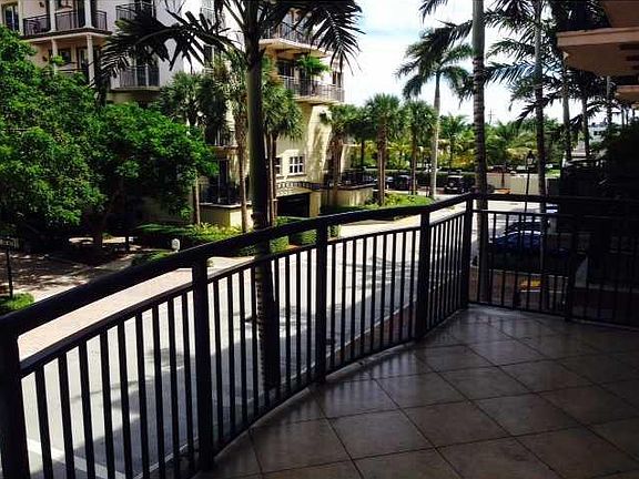 2nd image of 2631 NE 14 Avenue #213