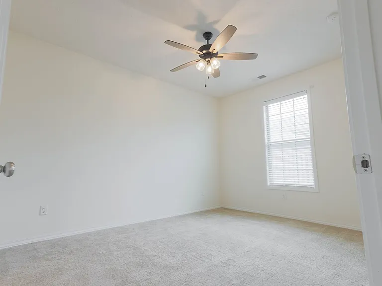 3051 W Cardinal St — Photo 12