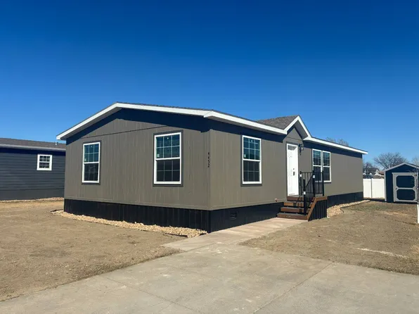 4452 Circlewood Dr, Rapid City, SD 57703