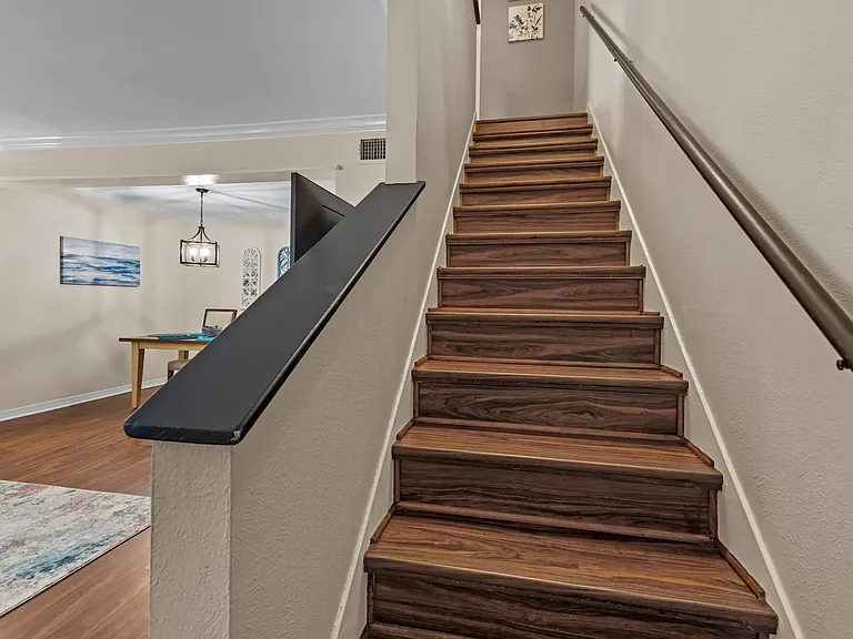 10307 Loma Vista Dr — Photo 11