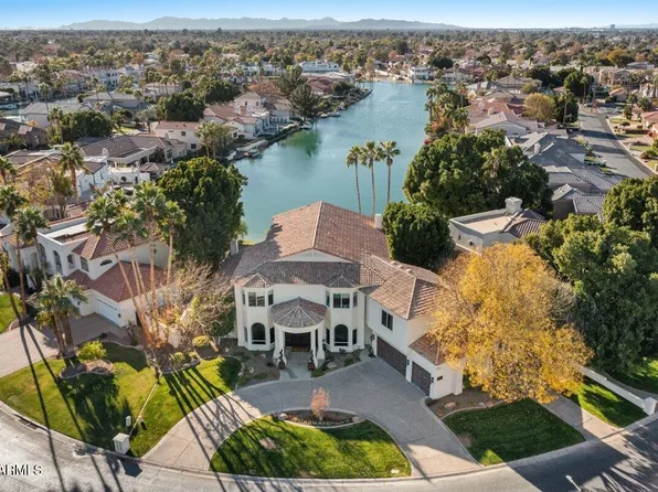 1519 E TREASURE COVE Drive, Gilbert, AZ 85234