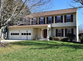 8350 Chestnut Farm Ln, Ellicott City, MD 21043