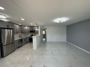 1014 Guildford Dr #A, Boca Raton, FL 33434