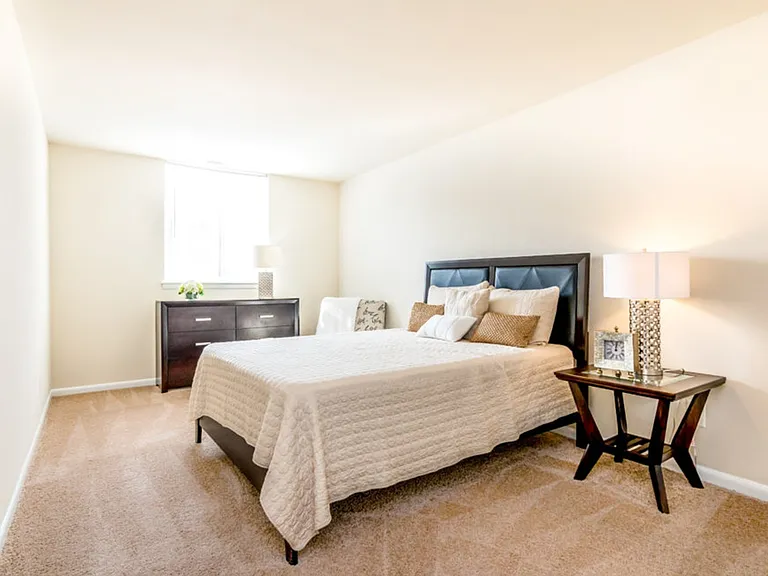 Classic 2 Bedroom Apartment Home