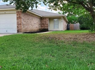 3619 Hulen Park Cir, Fort Worth, TX 76123