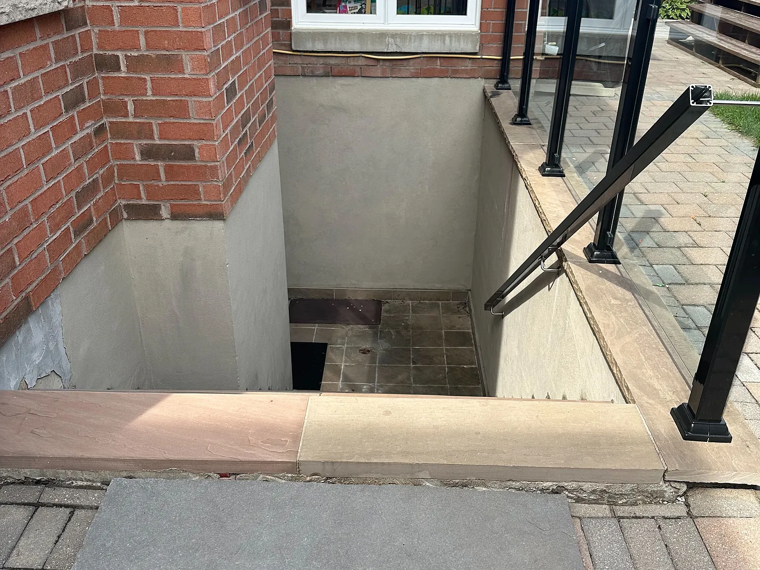 2 bed, $1,980 — Photo 3