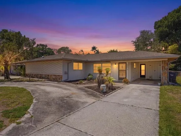 304 42nd St W, Bradenton, FL 34209