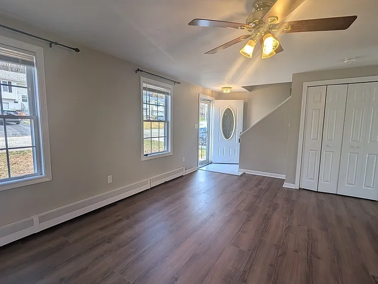 90A Loxwood St — Photo 12