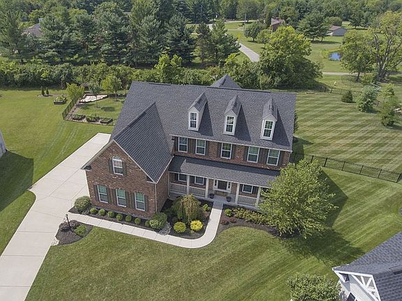 2nd image of 4473 Blue Jay Way