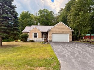 13 Brooks Bend Rd, Plattsburgh, NY 12901