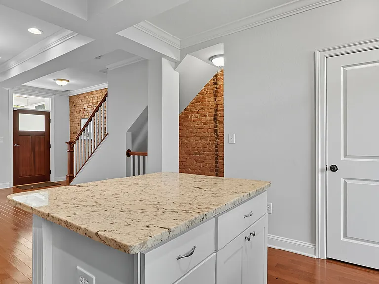 1654 Gales St NE — Photo 2