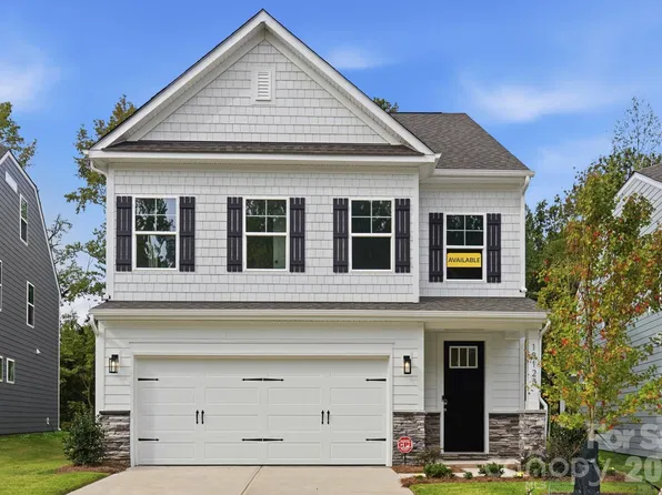 13123 Foxberry Rd, Charlotte, NC 28213