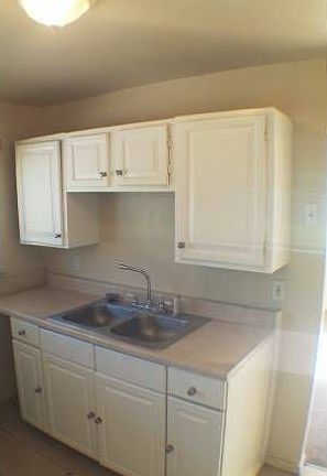 4th image of 4012 Glasgow Ave #A